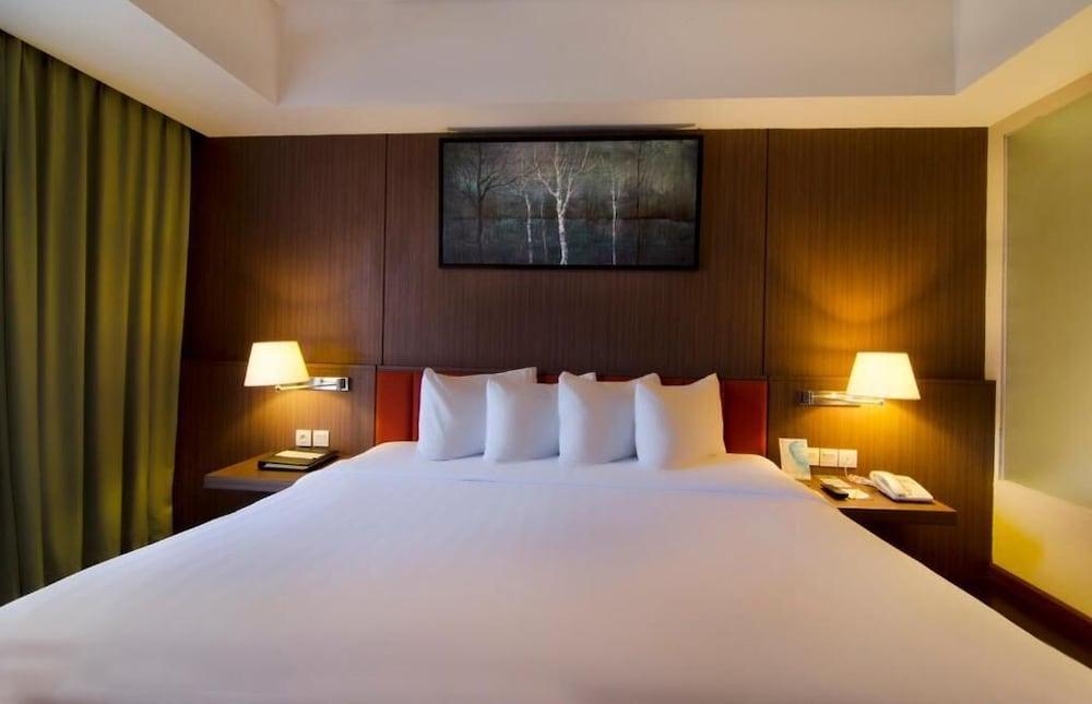 Soll Marina Hotel Serpong Ngoại thất bức ảnh