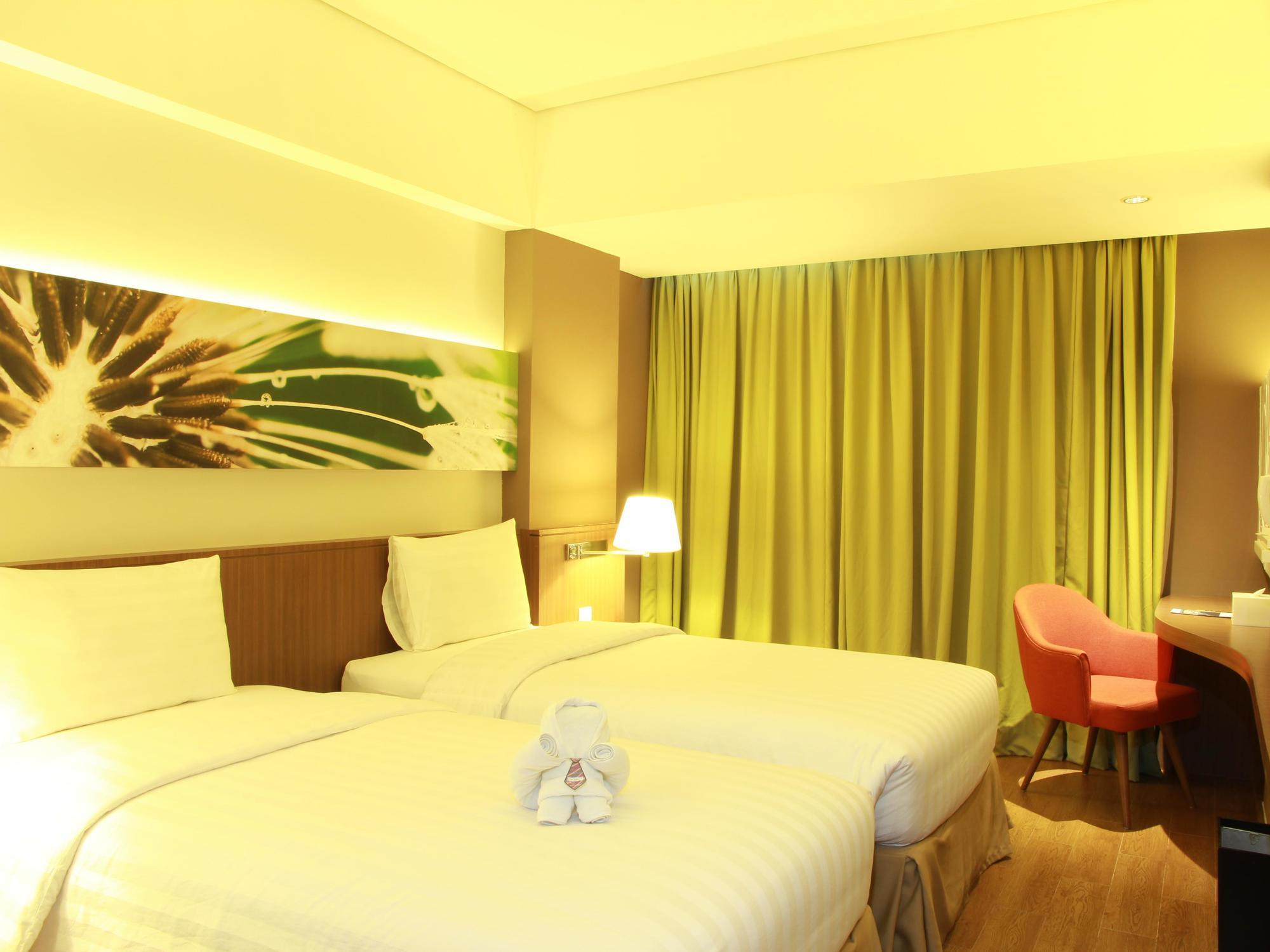 Soll Marina Hotel Serpong Ngoại thất bức ảnh